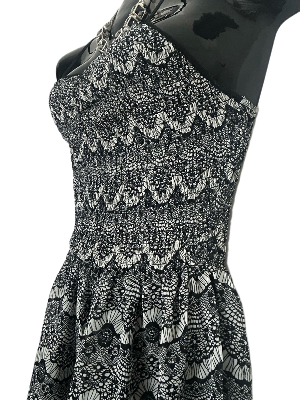 Black and White Strapless Smocked Sundress - Picture 11 of 16